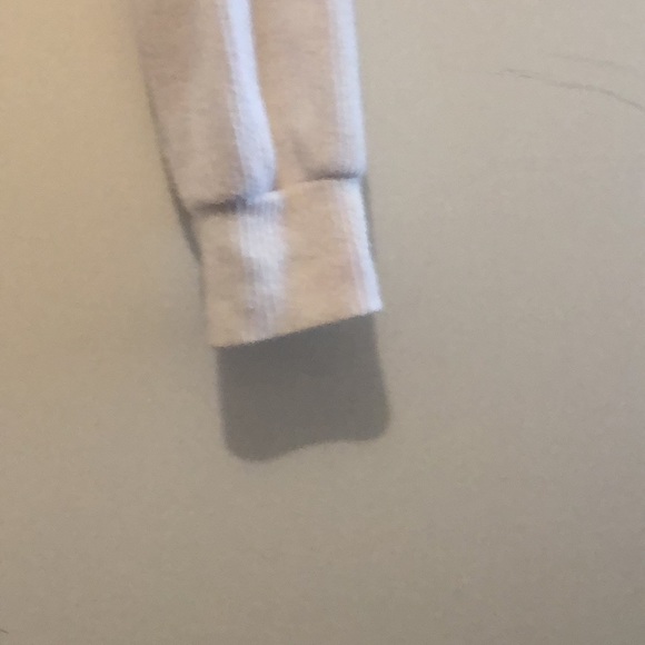 White v neck cropped sweater - Picture 4 of 6